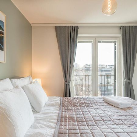 Riverside Lux With 2 Bedrooms, Car Park Garage And Sauna Turku Bagian luar foto