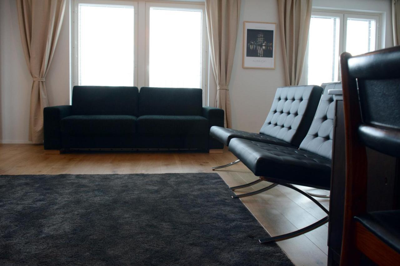 Riverside Lux With 2 Bedrooms, Car Park Garage And Sauna Turku Bagian luar foto