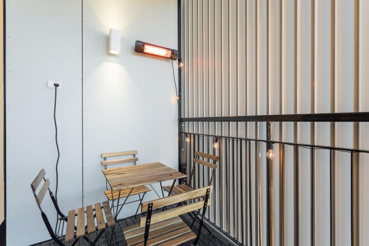 Riverside Lux With 2 Bedrooms, Car Park Garage And Sauna Turku Bagian luar foto