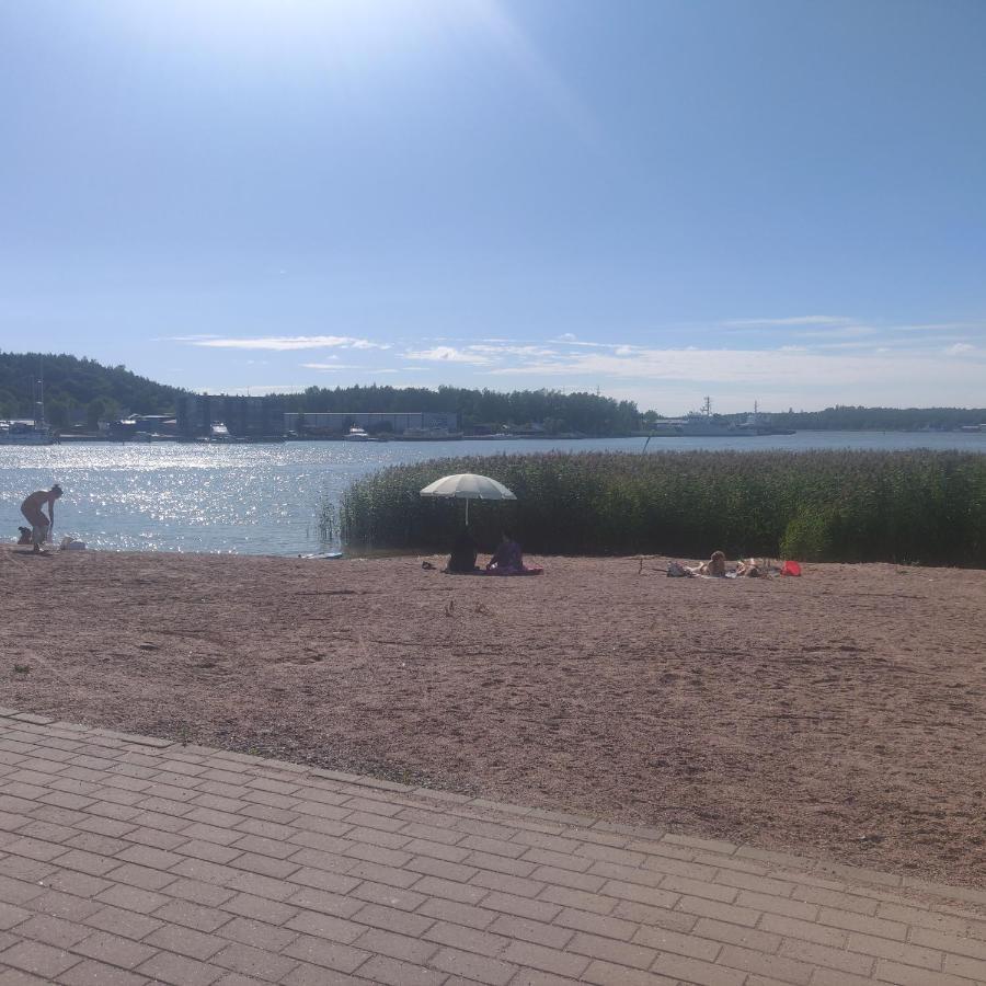 Riverside Lux With 2 Bedrooms, Car Park Garage And Sauna Turku Bagian luar foto